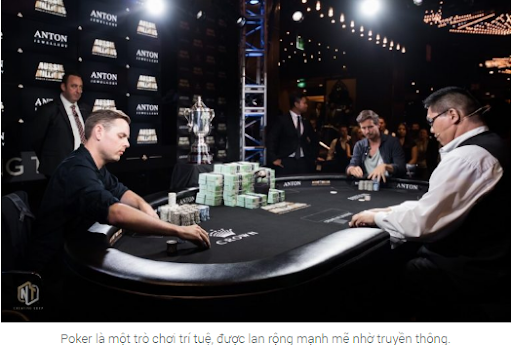 poker-online-an-tien-that-la-gi